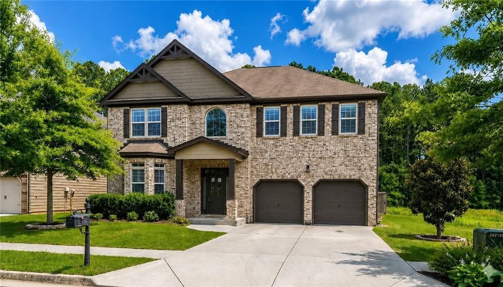 4 bedroom, 3 bathroom, 3,296 sq ft single family residence under contract at 49 Bay Crest Court, Loganville, GA 30052