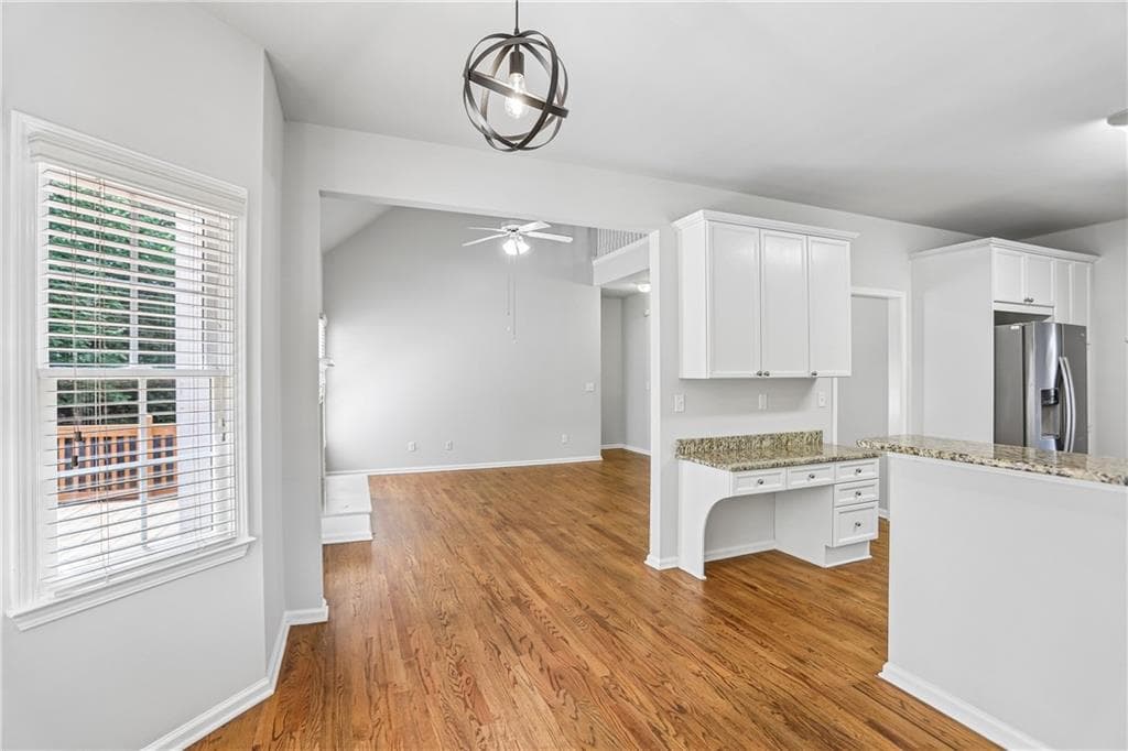 5 bedroom, 4 bathroom, 3,497 sq ft single family residence for sale at 199 Pine Crescent, Newnan, GA 30265 — photo 6