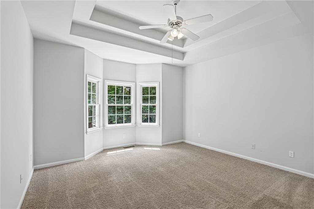 5 bedroom, 4 bathroom, 3,497 sq ft single family residence for sale at 199 Pine Crescent, Newnan, GA 30265 — photo 7