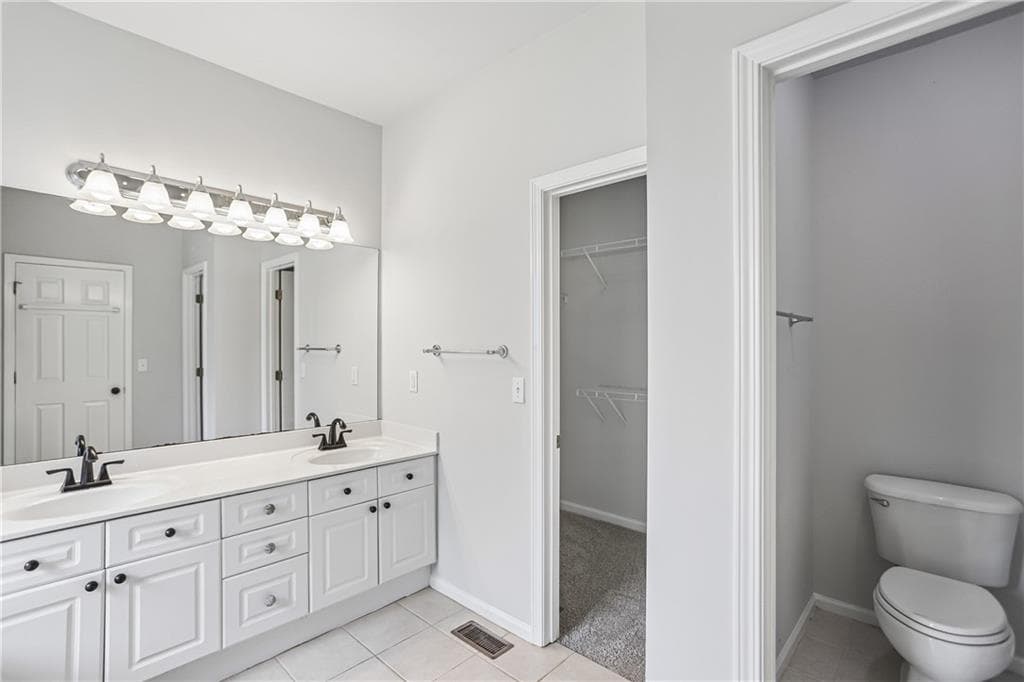 5 bedroom, 4 bathroom, 3,497 sq ft single family residence for sale at 199 Pine Crescent, Newnan, GA 30265 — photo 8