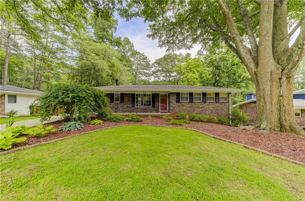 3 bedroom, 3 bathroom, 1,192 sq ft single family residence for rent at 2423 Woodacres Road, Atlanta, GA 30345 for $2,500 a month — photo 1 of 39