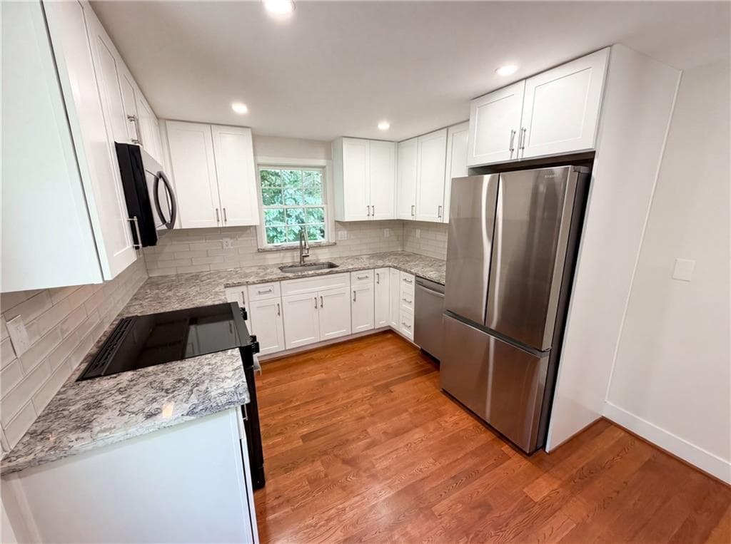 3 bedroom, 2 bathroom, 1,118 sq ft single family residence for sale at 2320 Capehart Circle, Atlanta, GA 30345 — photo 8