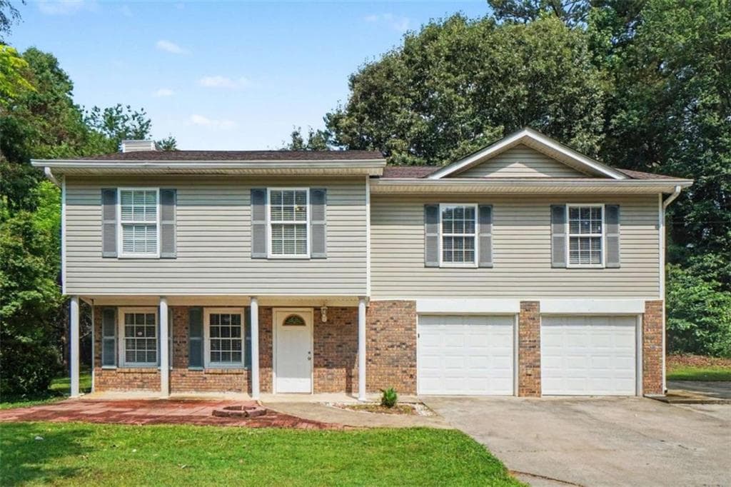 3 bedroom, 3 bathroom, 1,298 sq ft single family residence sold at 3364 Hollyridge Trail, Marietta, GA 30008