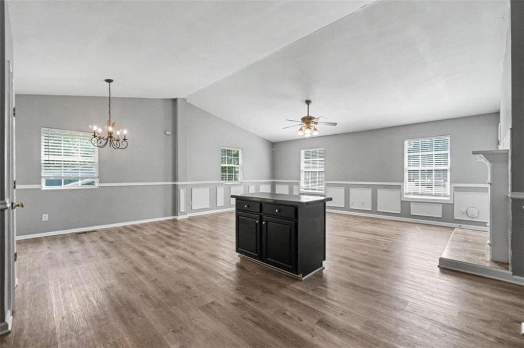 3 bedroom, 3 bathroom, 1,298 sq ft single family residence for sale at 3364 Hollyridge Trail, Marietta, GA 30008 — photo 9