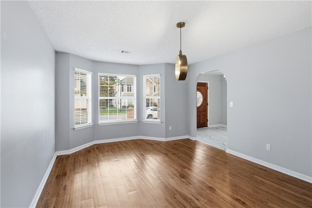 4 bedroom, 2 bathroom, 2,915 sq ft single family residence under contract at 6169 Remington Park, Lithonia, GA 30058 — photo 3