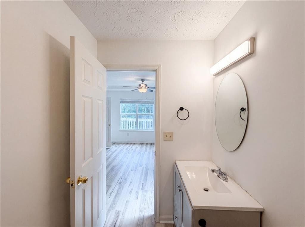 1 bedroom, 1 bathroom, 697 sq ft condominium for sale at 131 Bentley Place, Tucker, GA 30084 — photo 7