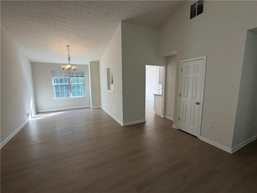 4 bedroom, 3 bathroom, 2,229 sq ft single family residence under contract at 3484 Grovewood Lane, Duluth, GA 30096 — photo 4