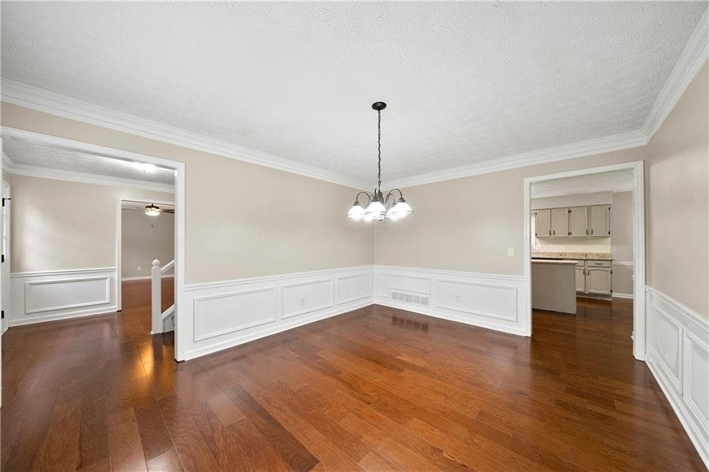 4 bedroom, 3 bathroom, 3,465 sq ft single family residence for sale at 4279 Arbor Club Drive, Marietta, GA 30066 — photo 6