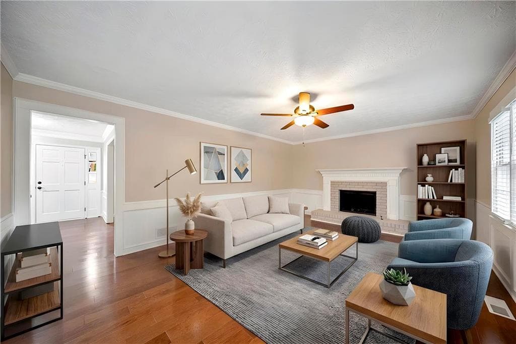 4 bedroom, 3 bathroom, 3,465 sq ft single family residence for sale at 4279 Arbor Club Drive, Marietta, GA 30066 — photo 3
