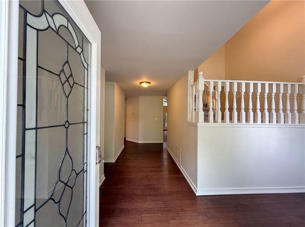 4 bedroom, 4 bathroom, 2,769 sq ft single family residence under contract at 442 Hastings Way, Jonesboro, GA 30238 — photo 6