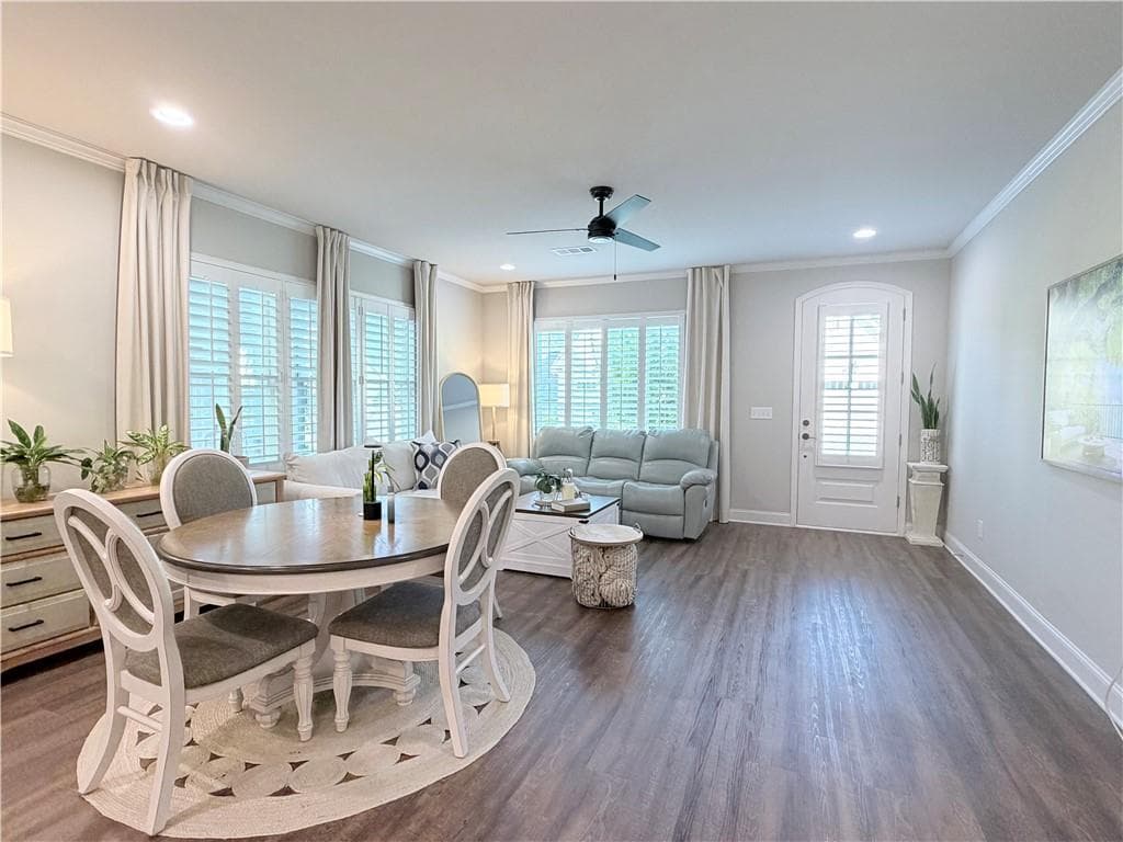 2 bedroom, 2 bathroom, 1,450 sq ft townhouse under contract at 4959 Noble Village Way, Lilburn, GA 30047 — photo 2