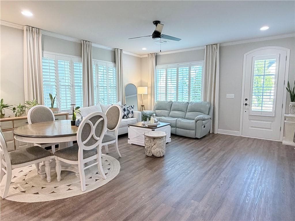 2 bedroom, 2 bathroom, 1,450 sq ft townhouse under contract at 4959 Noble Village Way, Lilburn, GA 30047 — photo 3