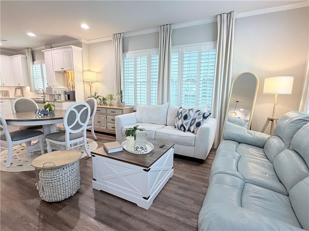 2 bedroom, 2 bathroom, 1,450 sq ft townhouse under contract at 4959 Noble Village Way, Lilburn, GA 30047 — photo 6