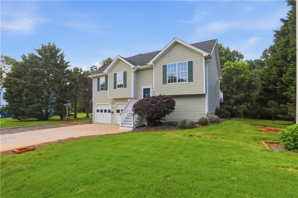 3 bedroom, 2 bathroom, 1,678 sq ft single family residence under contract at 128 Ravenwood Lane, Rockmart, GA 30153 — photo 7