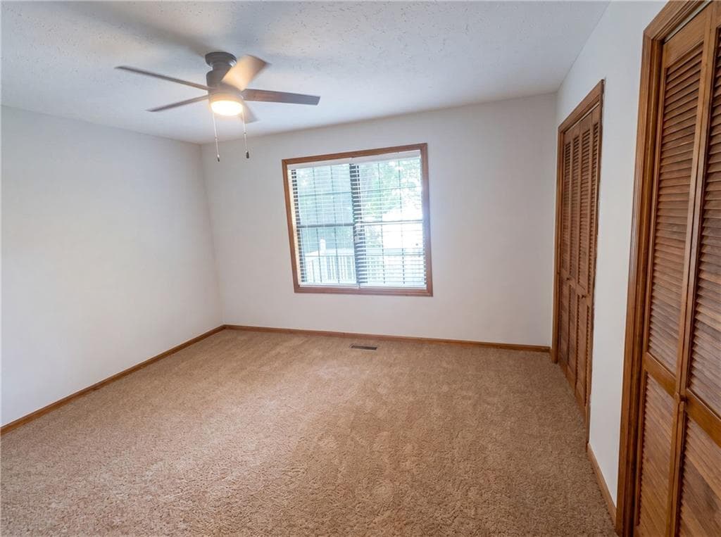 3 bedroom, 3 bathroom, 1,585 sq ft single family residence for sale at 120 Bay Court, Eatonton, GA 31024 — photo 7