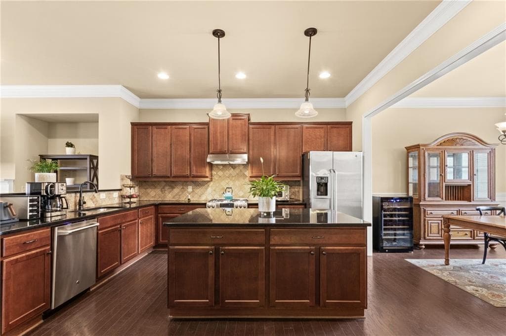 3 bedroom, 4 bathroom, 2,391 sq ft townhouse for sale at 5936 Norfolk Chase Road, Peachtree Corners, GA 30092 — photo 5