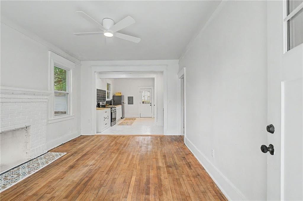 2 bedroom, 1 bathroom, 800 sq ft single family residence for sale at 812 E 33rd Street, Savannah, GA 31401 — photo 5