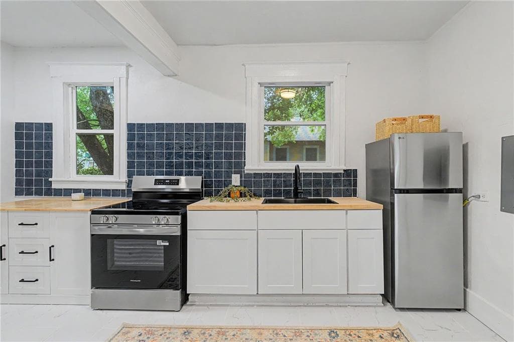 2 bedroom, 1 bathroom, 800 sq ft single family residence for sale at 812 E 33rd Street, Savannah, GA 31401 — photo 10