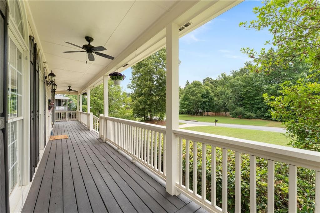 5 bedroom, 4 bathroom, 3,172 sq ft single family residence for sale at 17 Lowry Way, Euharlee, GA 30145 — photo 8