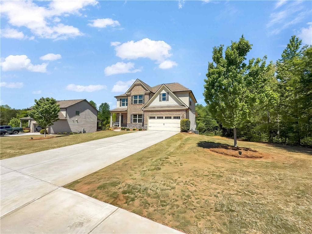 4 bedroom, 4 bathroom, 4,274 sq ft single family residence for sale at 189 Bella Drive, Monroe, GA 30655 — photo 4