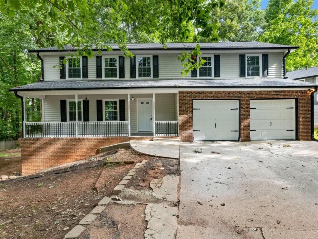 6 bedroom, 5 bathroom, 3,726 sq ft single family residence for sale at 4984 Willow Overlook, Stone Mountain, GA 30088