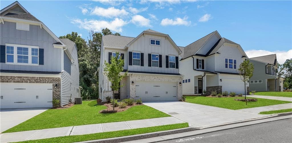 3 bedroom, 3 bathroom, 2,381 sq ft single family residence sold at 196 Trace Bluff, Dawsonville, GA 30534