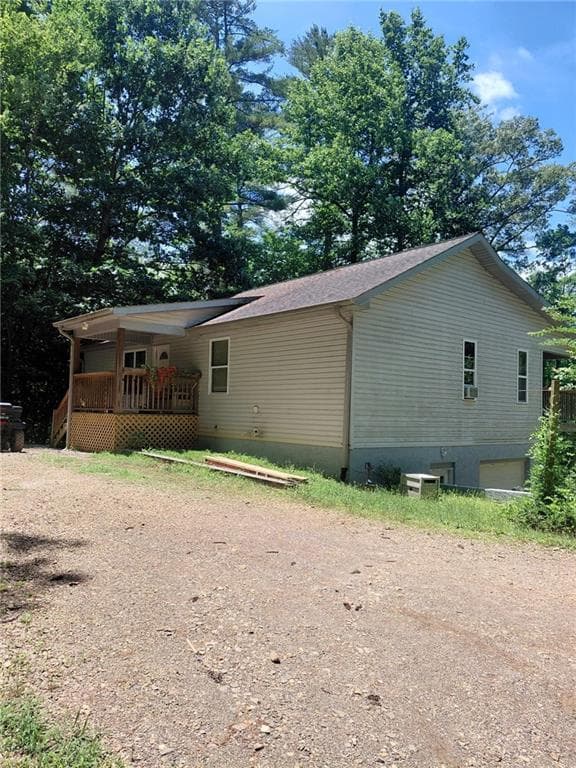 3 bedroom, 2 bathroom, 2,126 sq ft single family residence for sale at 158 Earney Road, Blairsville, GA 30512 — photo 8