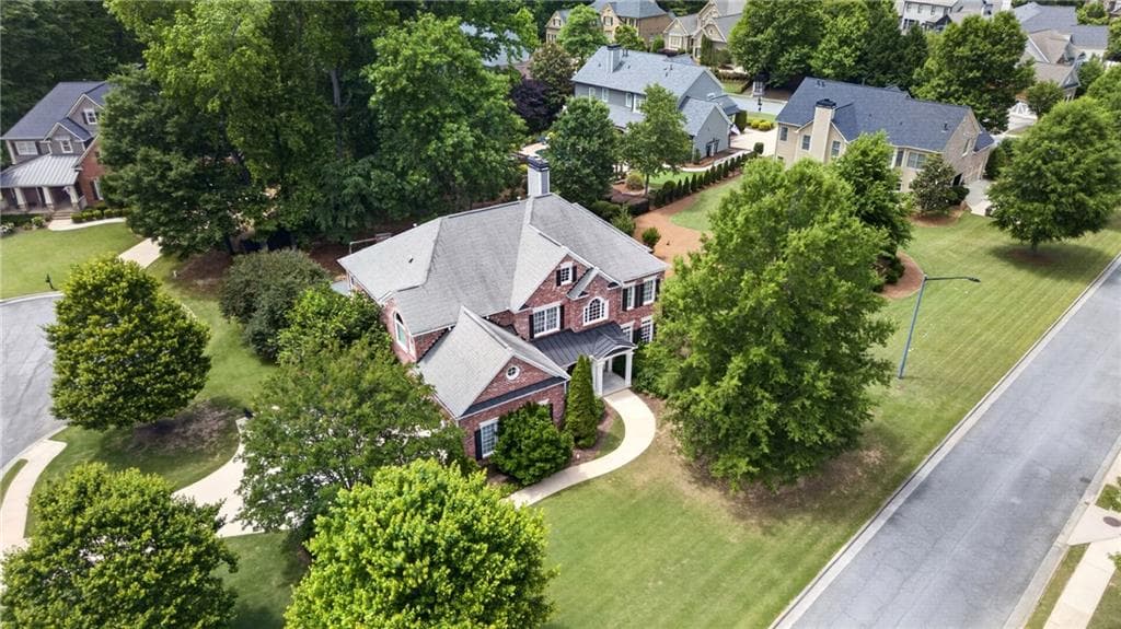 5 bedroom, 4 bathroom, 4,265 sq ft single family residence under contract at 2898 Paces Farm Court, Marietta, GA 30064 — photo 5
