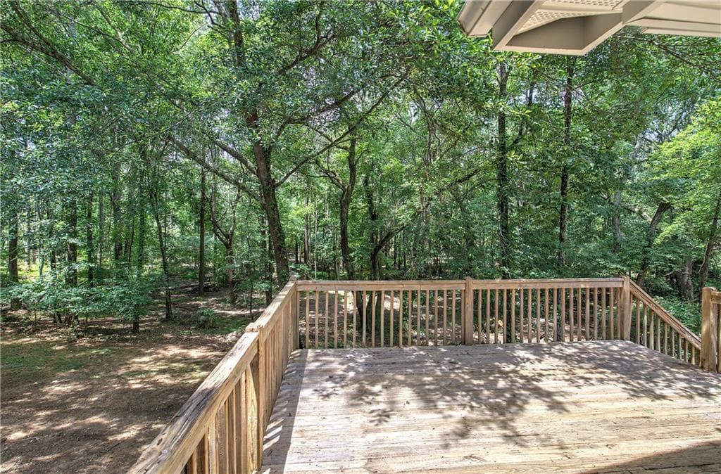 3 bedroom, 3 bathroom, 2,127 sq ft single family residence under contract at 80 Iron Hill Road, Taylorsville, GA 30178 — photo 6