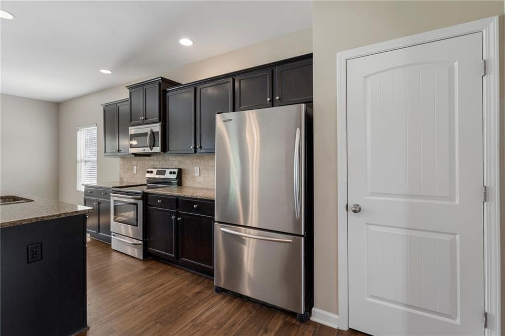 5 bedroom, 3 bathroom, 2,324 sq ft single family residence for sale at 44 Forrest Hills Drive, Dallas, GA 30157 — photo 7