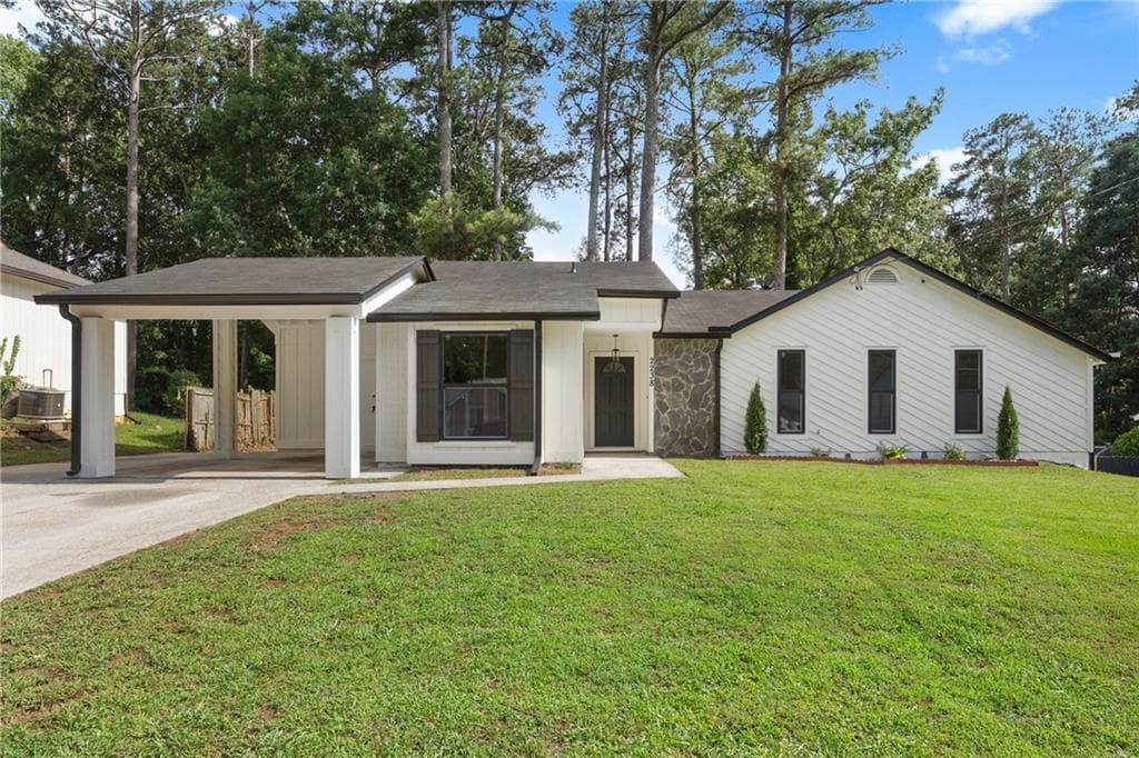 3 bedroom, 2 bathroom, 1,446 sq ft single family residence sold at 2238 Leslie Brook Drive, Decatur, GA 30035