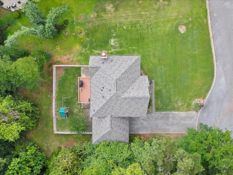 5 bedroom, 4 bathroom, 2,209 sq ft single family residence for sale at 2900 Camary Place Drive, Conyers, GA 30094 — photo 4