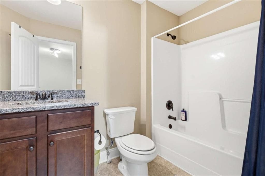 3 bedroom, 2 bathroom, 2,000 sq ft single family residence for sale at 5553 Checkered Spot Drive, Gainesville, GA 30506 — photo 2