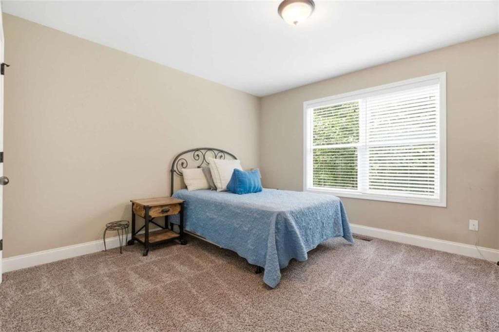 3 bedroom, 2 bathroom, 2,000 sq ft single family residence for sale at 5553 Checkered Spot Drive, Gainesville, GA 30506 — photo 3