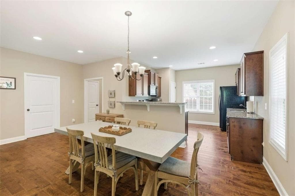 3 bedroom, 2 bathroom, 2,000 sq ft single family residence for sale at 5553 Checkered Spot Drive, Gainesville, GA 30506 — photo 7