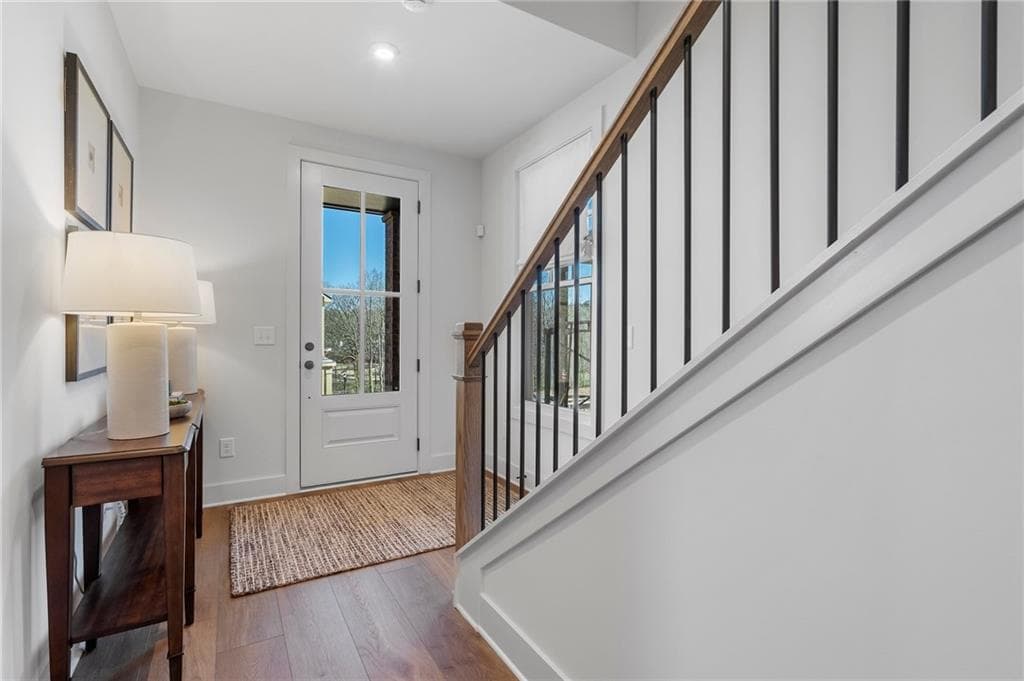 4 bedroom, 4 bathroom, 2,730 sq ft single family residence under contract at 1917 Repose Drive, Chamblee, GA 30341 — photo 6