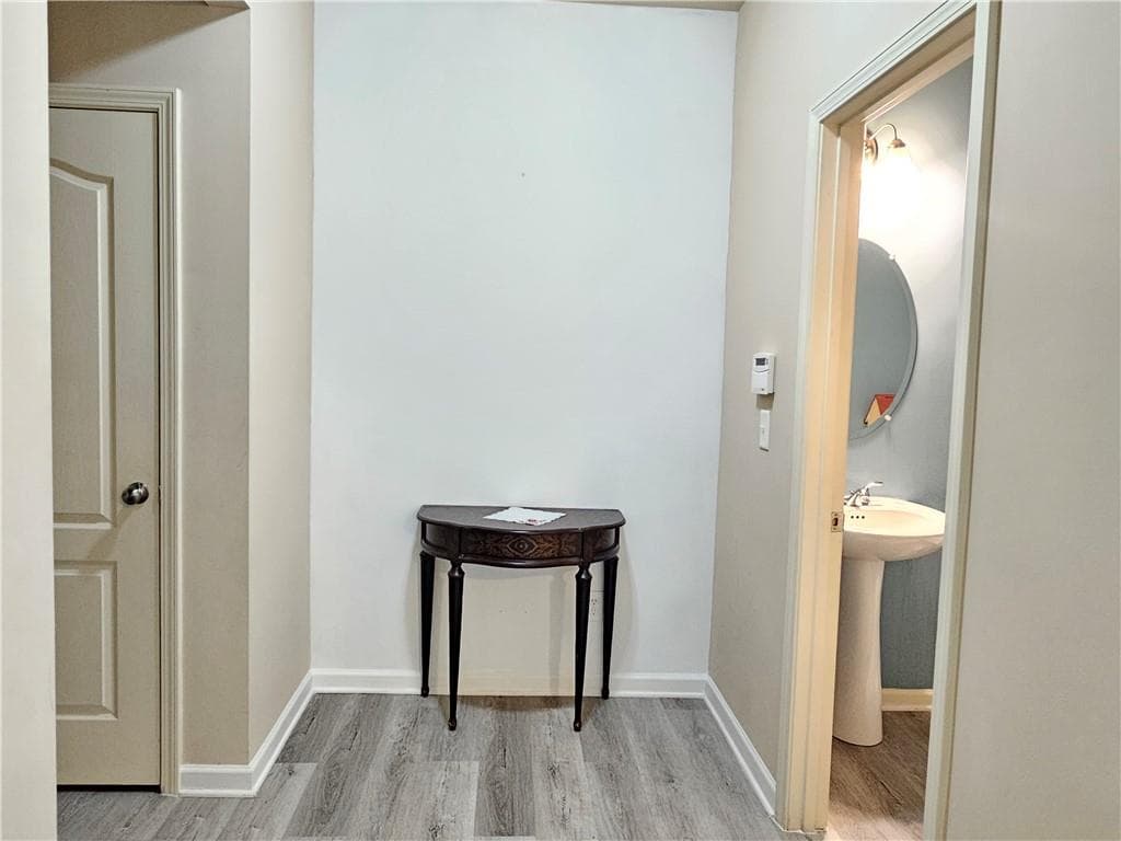 3 bedroom, 3 bathroom, 1,954 sq ft townhouse for sale at 3334 Sardis Bend Drive, Buford, GA 30519 — photo 10