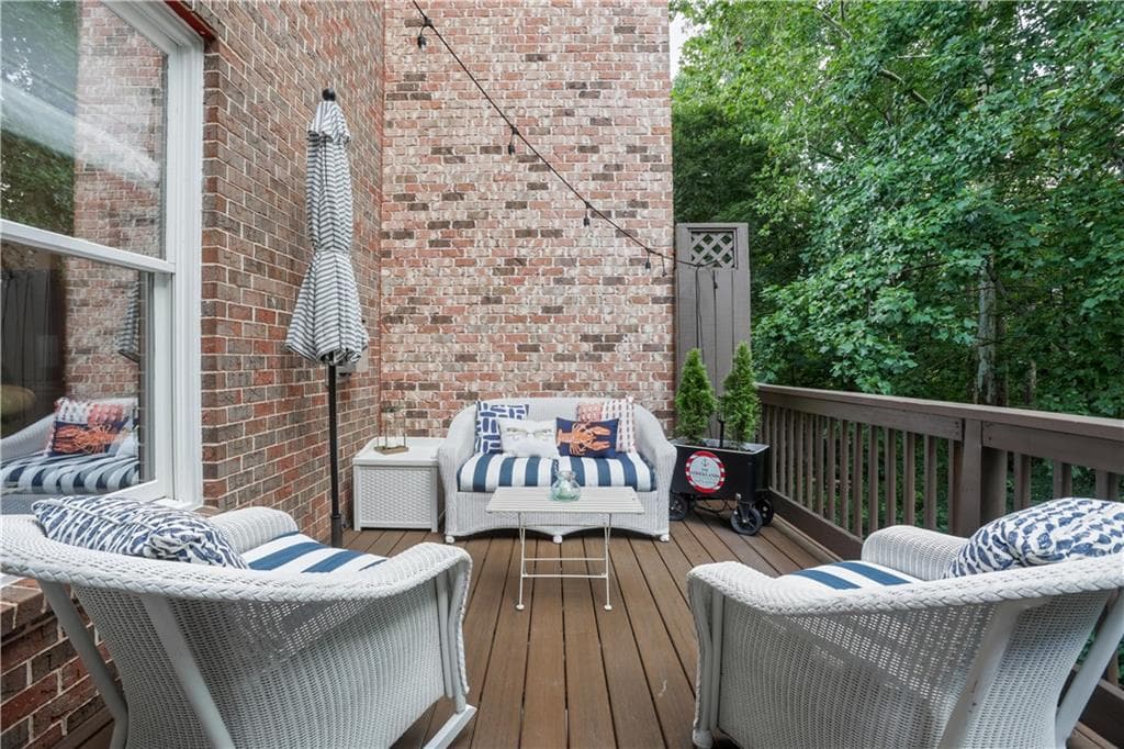 3 bedroom, 4 bathroom, 3,340 sq ft townhouse under contract at 2555 Milford Lane, Alpharetta, GA 30009 — photo 8
