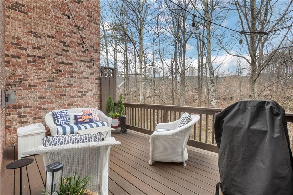 3 bedroom, 4 bathroom, 3,340 sq ft townhouse under contract at 2555 Milford Lane, Alpharetta, GA 30009 — photo 9