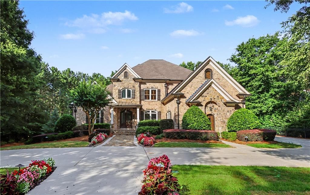 5 bedroom, 8 bathroom, 8,803 sq ft single family residence for sale at 5152 Legends Drive, Braselton, GA 30517 — photo 5