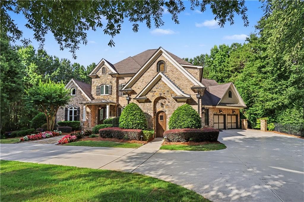 5 bedroom, 8 bathroom, 8,803 sq ft single family residence for sale at 5152 Legends Drive, Braselton, GA 30517 — photo 8