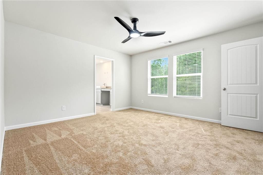 4 bedroom, 3 bathroom, 1,900 sq ft single family residence for sale at 723 Lipizzan Trace, Hogansville, GA 30230 — photo 3