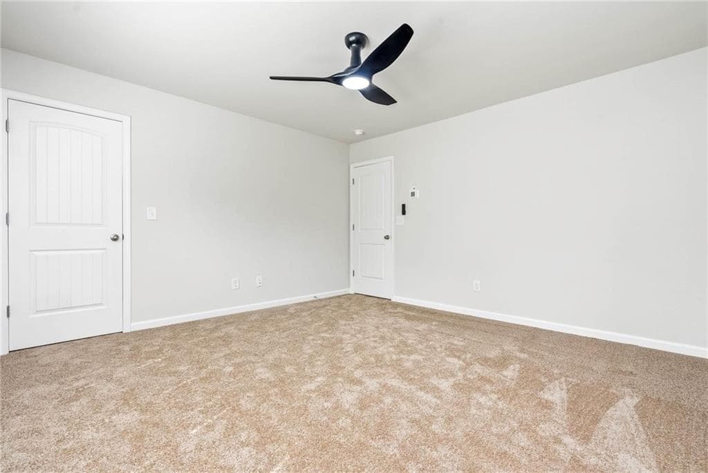 4 bedroom, 3 bathroom, 1,900 sq ft single family residence for sale at 723 Lipizzan Trace, Hogansville, GA 30230 — photo 4