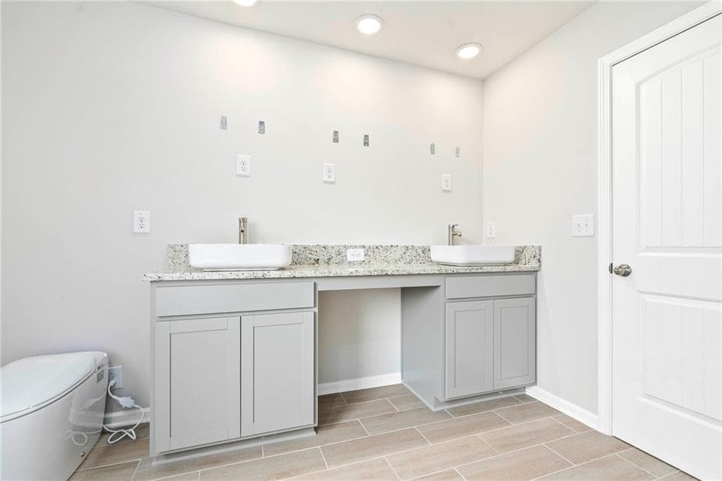 4 bedroom, 3 bathroom, 1,900 sq ft single family residence for sale at 723 Lipizzan Trace, Hogansville, GA 30230 — photo 5