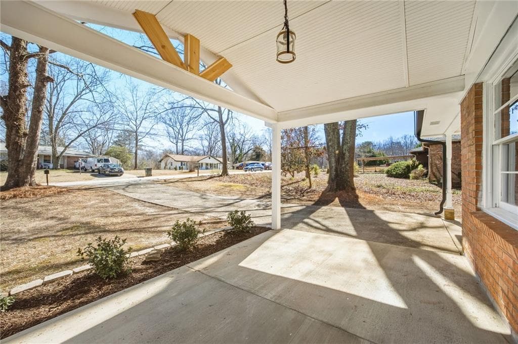 3 bedroom, 2 bathroom, 1,100 sq ft single family residence for sale at 4220 Kent Drive, Powder Springs, GA 30127 — photo 3