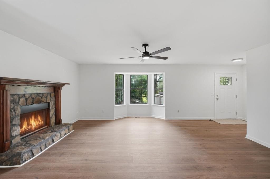 3 bedroom, 2 bathroom, 2,036 sq ft single family residence under contract at 4050 Willow Ridge Road, Douglasville, GA 30135 — photo 7