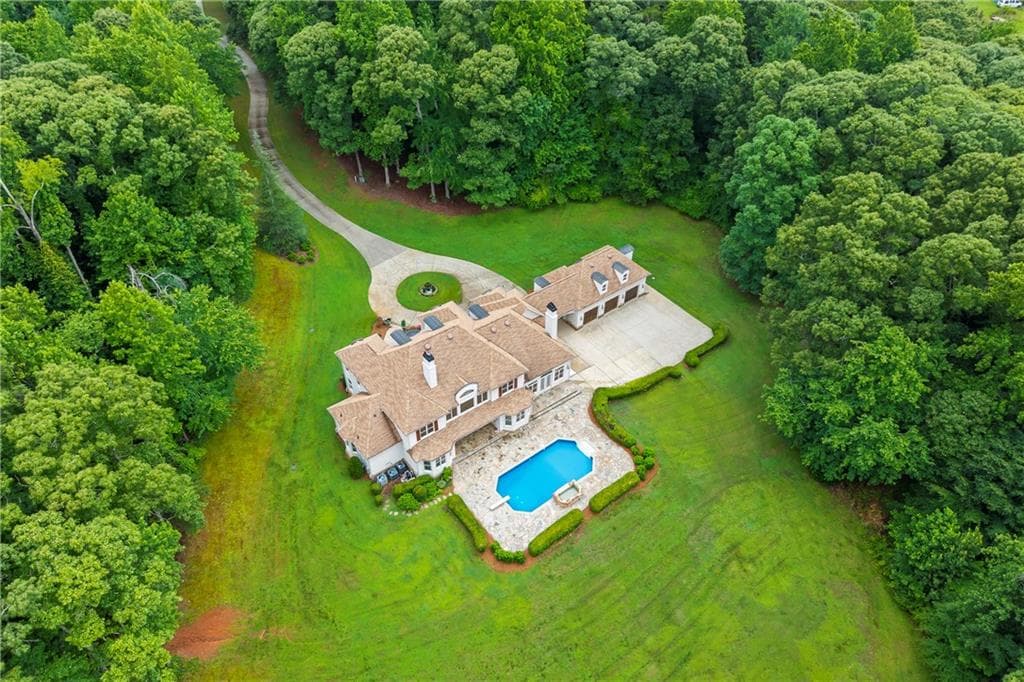 6 bedroom, 6 bathroom, 8,800 sq ft single family residence for sale at 5461 Union Church Road, Flowery Branch, GA 30542 — photo 9