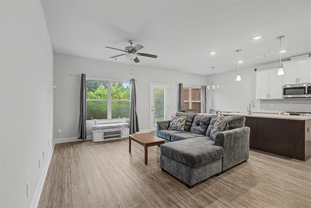 3 bedroom, 3 bathroom, 1,815 sq ft townhouse for rent at 1360 Sugar Glen Court, Lawrenceville, GA 30044 for $2,350 a month — photo 3