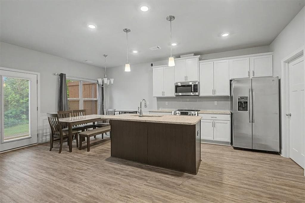 3 bedroom, 3 bathroom, 1,815 sq ft townhouse for rent at 1360 Sugar Glen Court, Lawrenceville, GA 30044 for $2,350 a month — photo 8