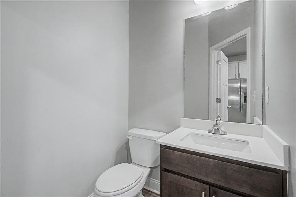 3 bedroom, 3 bathroom, 1,815 sq ft townhouse for rent at 1360 Sugar Glen Court, Lawrenceville, GA 30044 for $2,350 a month — photo 10